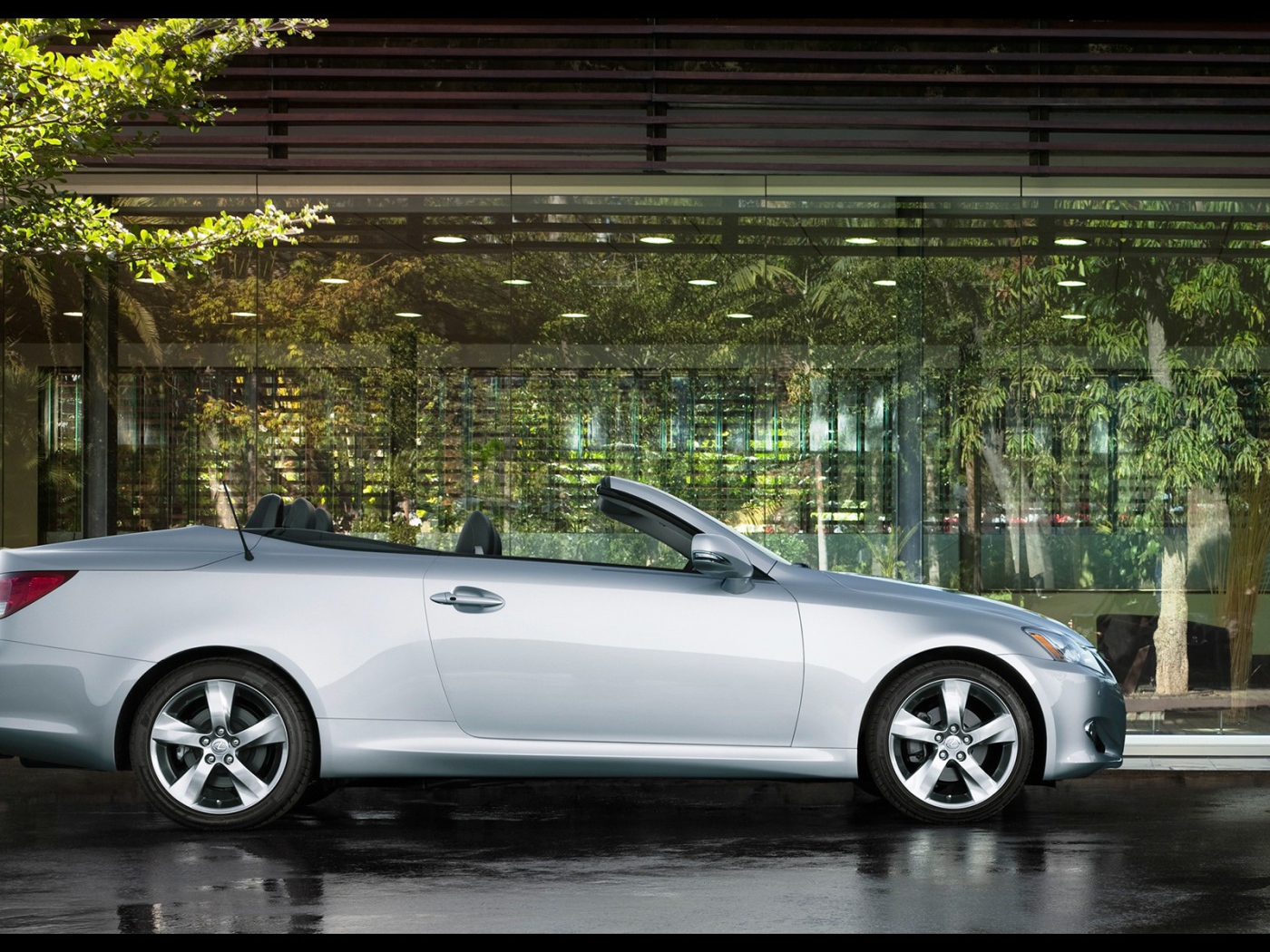 Кабриолет класса люкс