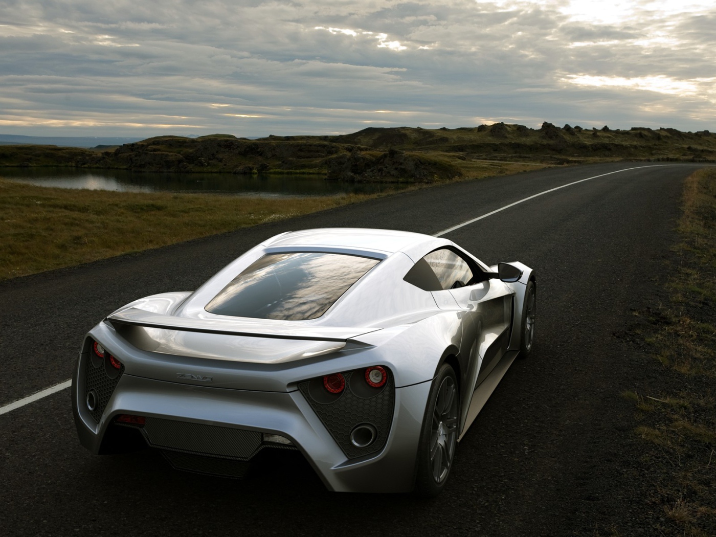 Спортивная машина