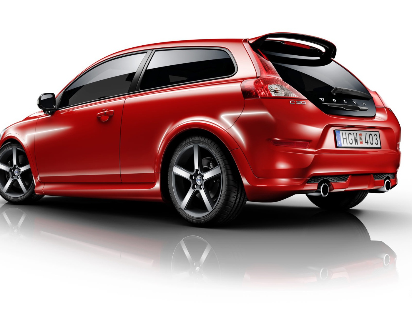 Автомобиль Volvo