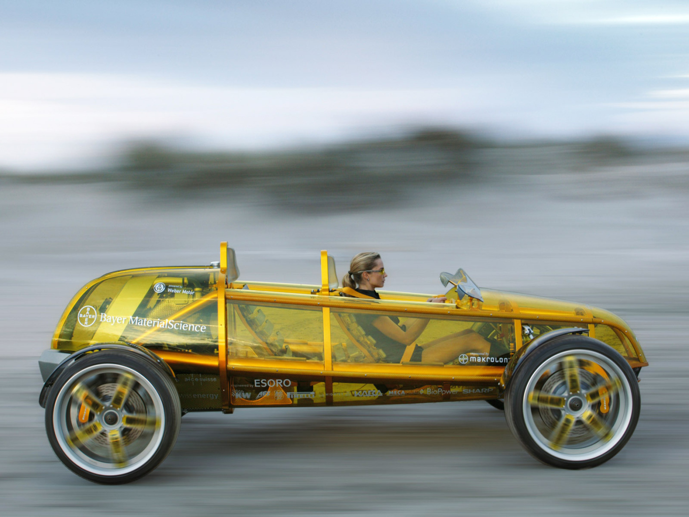 Девушка в прототипе