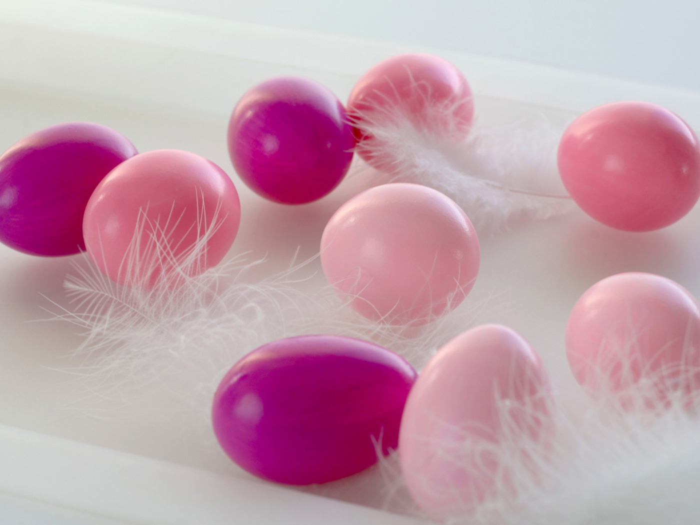 Яркие Пасхальные яйца