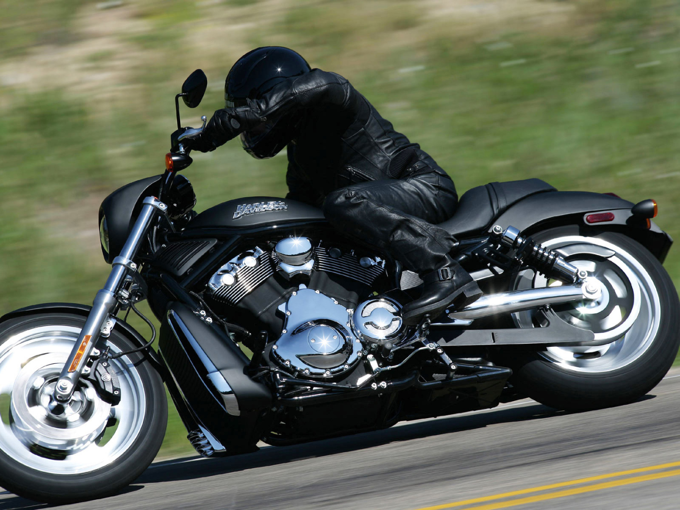 Harley Davidson крутой гонщик