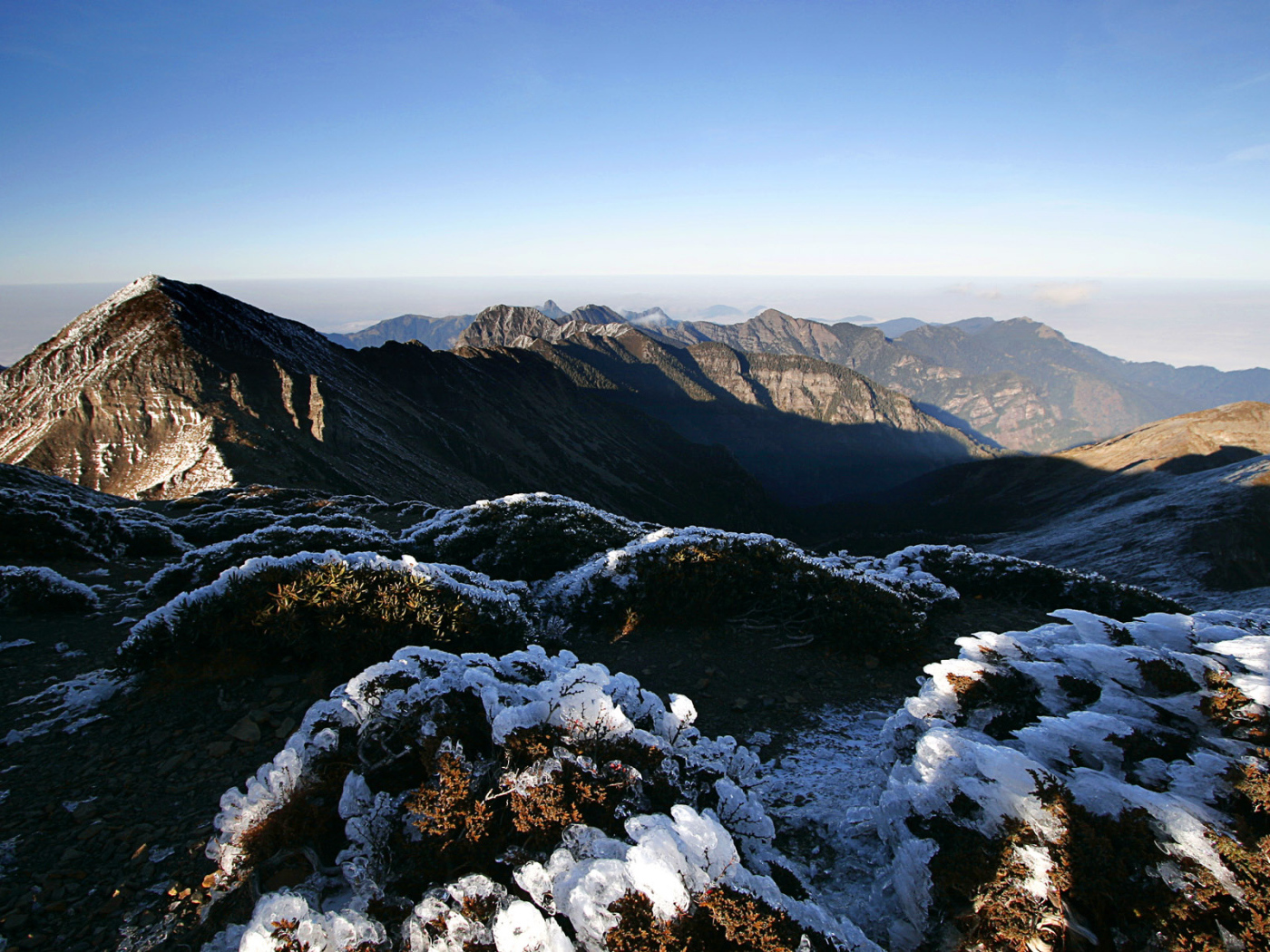 Горы и вершины