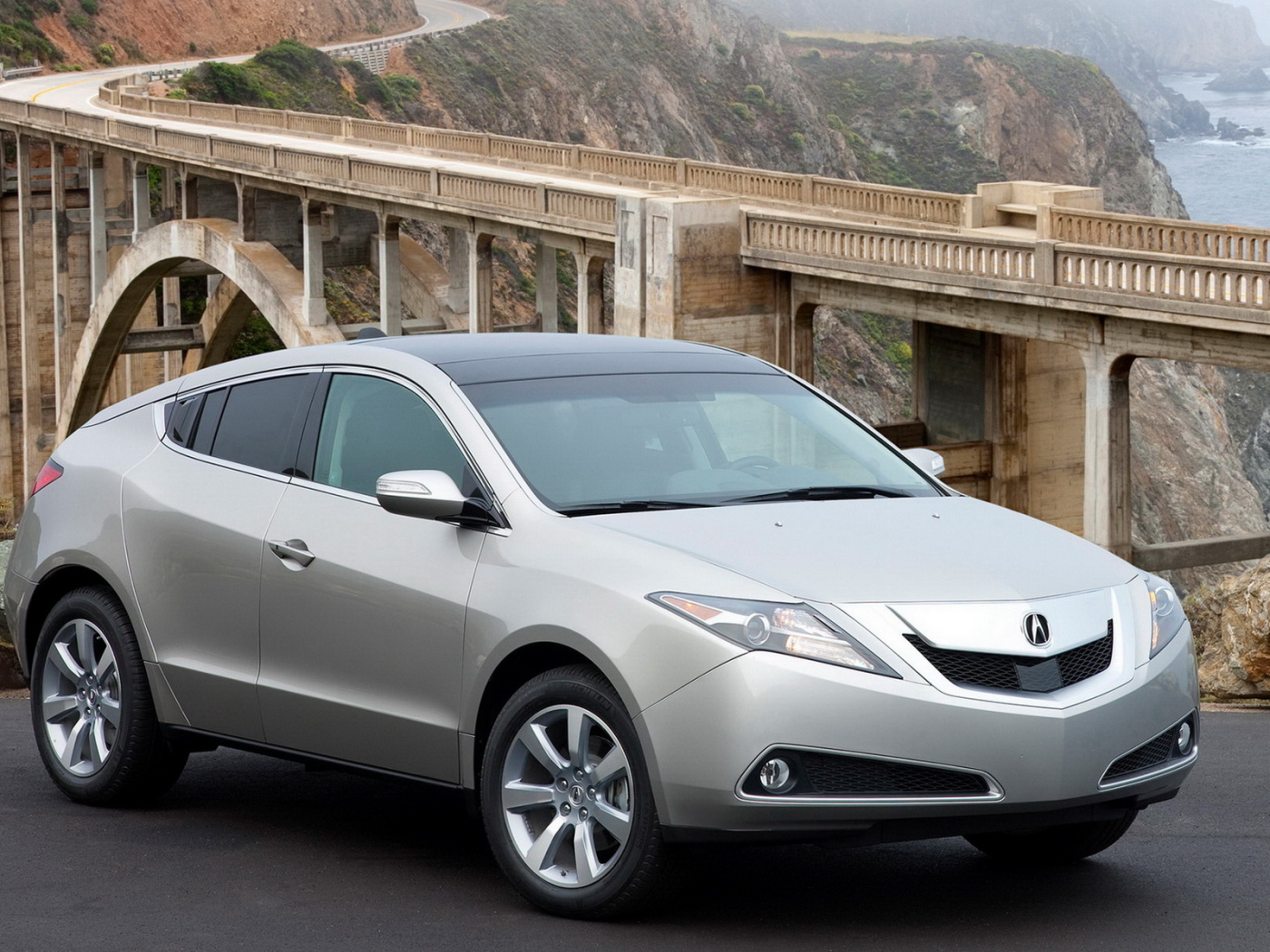 Кроссовер-купе Акура ZDX