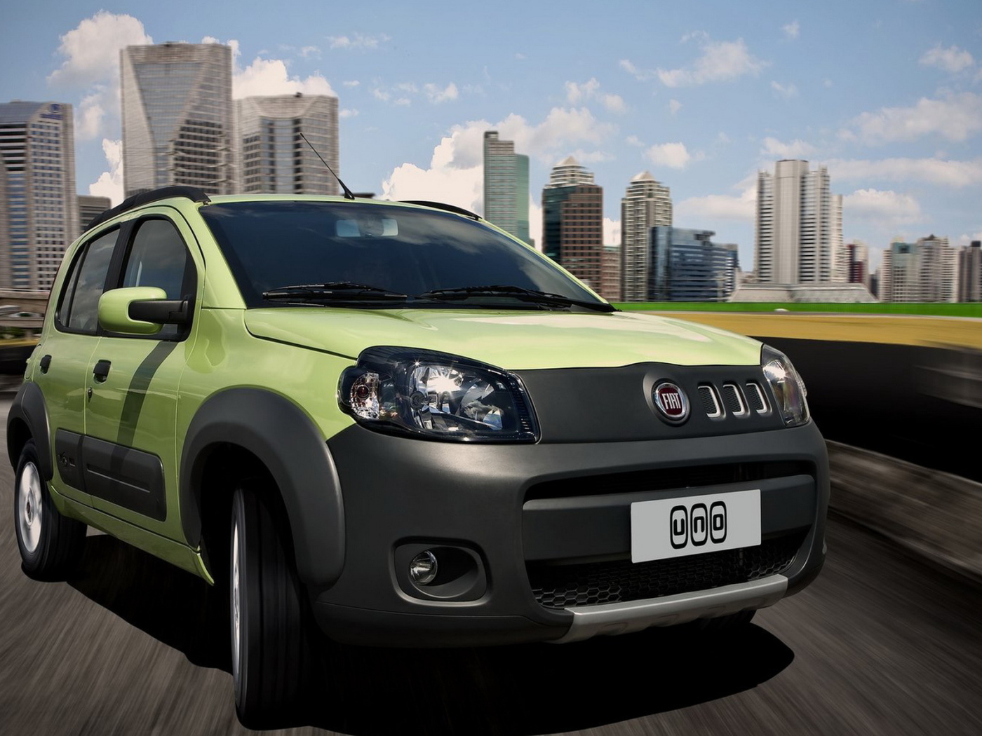 Фиат Уно в движении