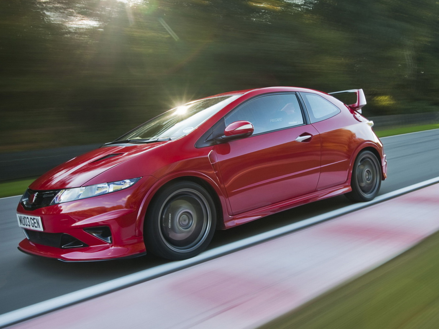 Honda Civic Type-R движение в радость