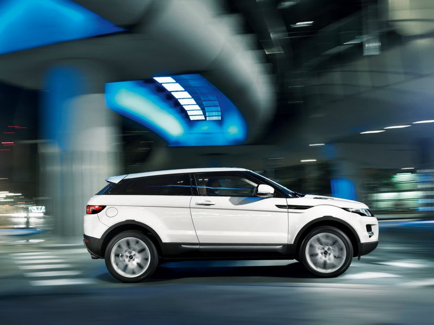 Мощь нового Рэндж Ровер