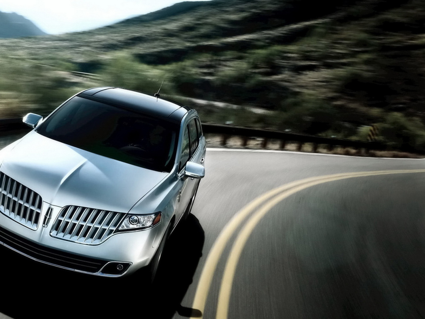 2011-Lincoln-MKT