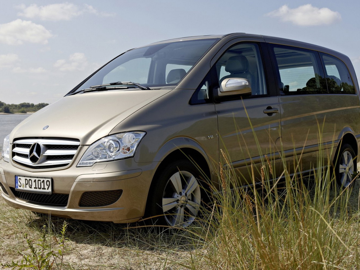 Новый Мерседес-Бенц Виано