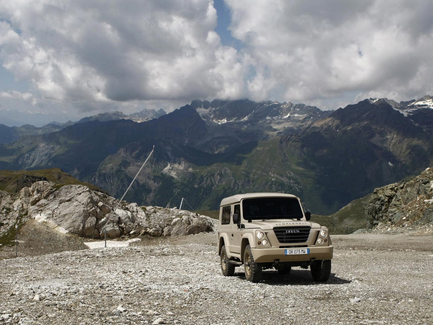 Ивеко Кампагнола на высоте гор