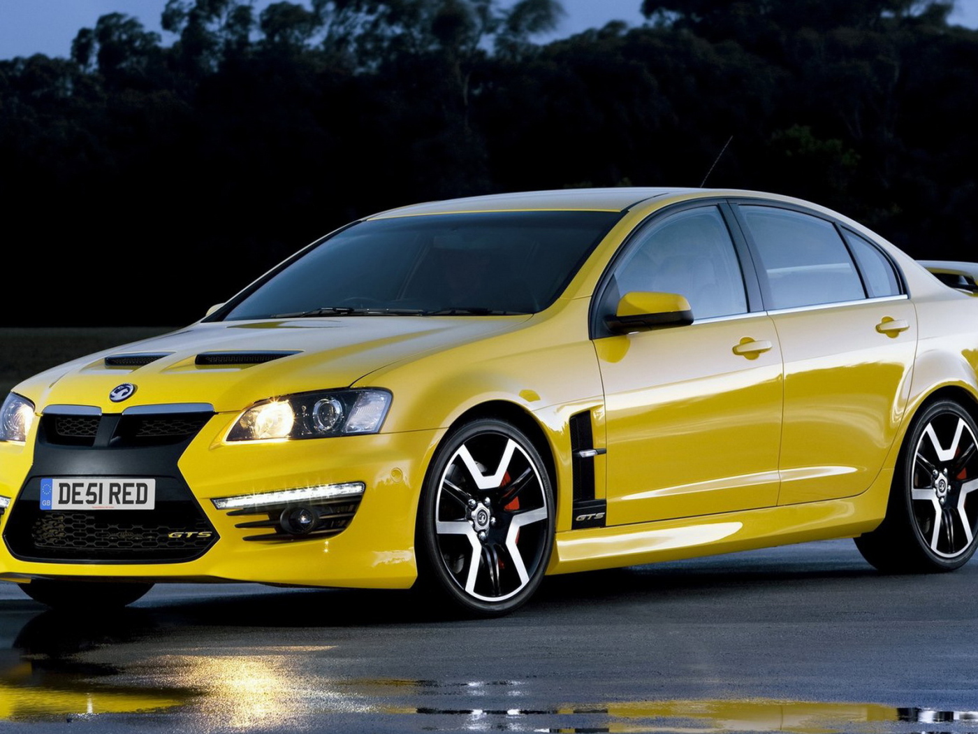 New Vauxhall-VXR8