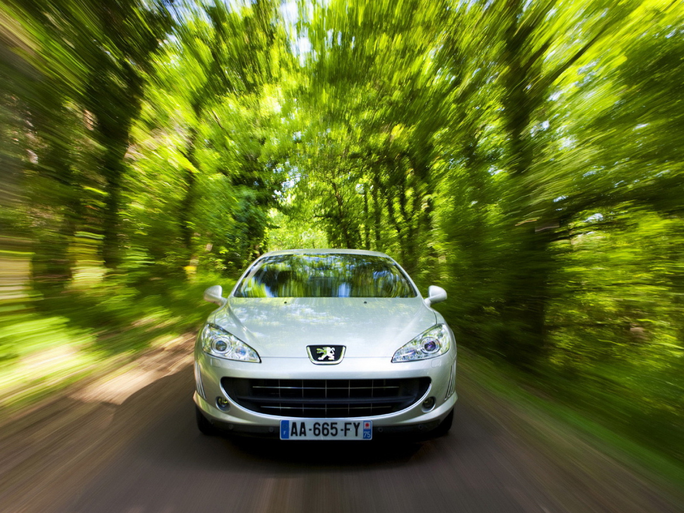 Пежо 407 Купе