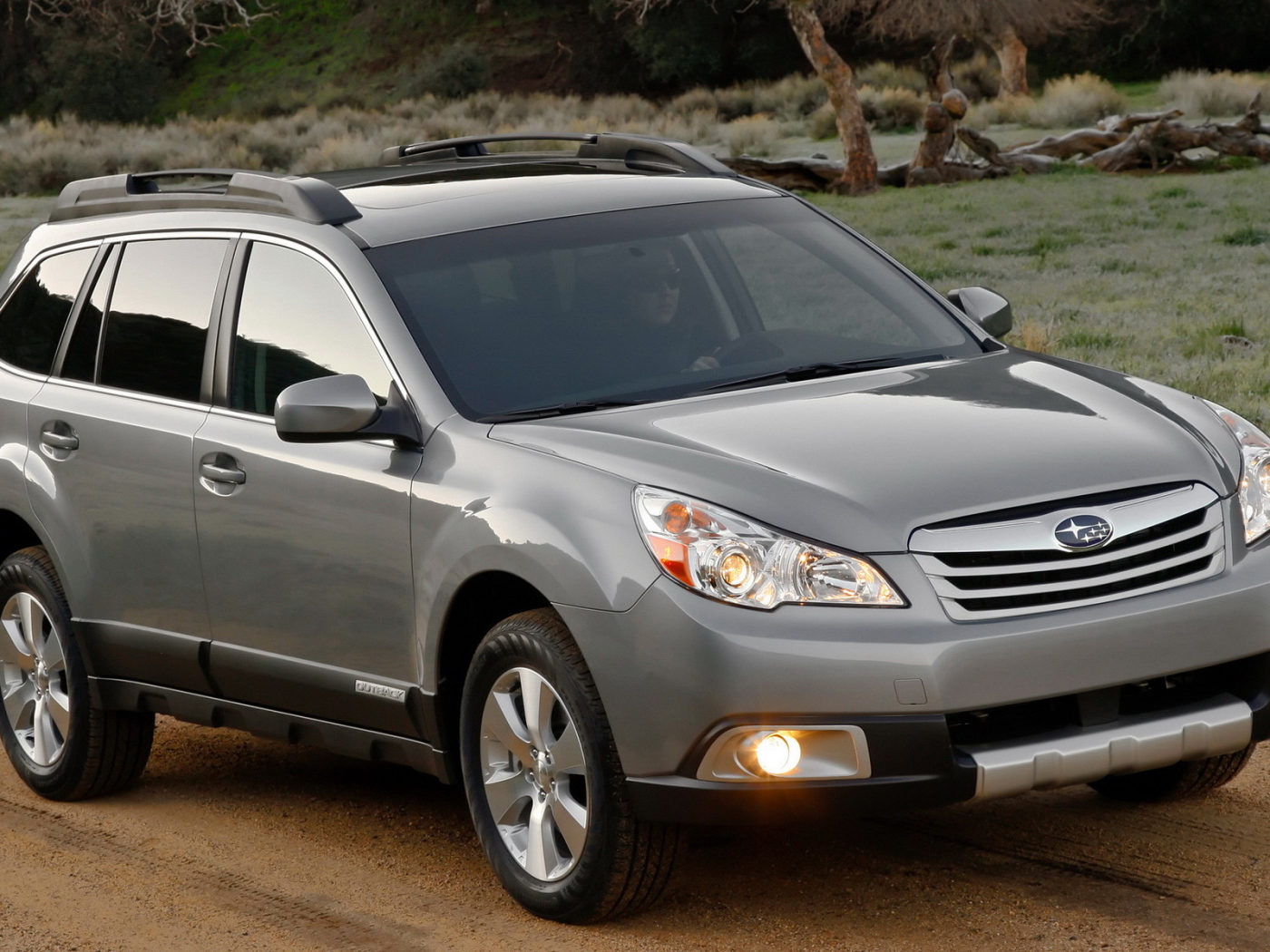 Субару Оутбек в движении