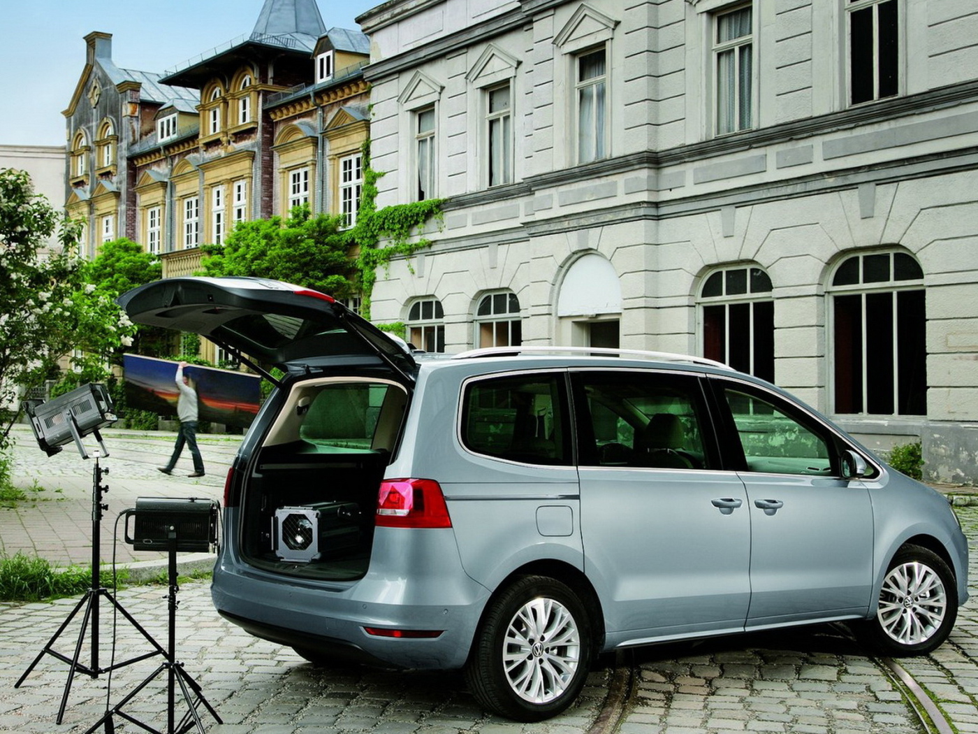 Вместительный Волксваген Шаран