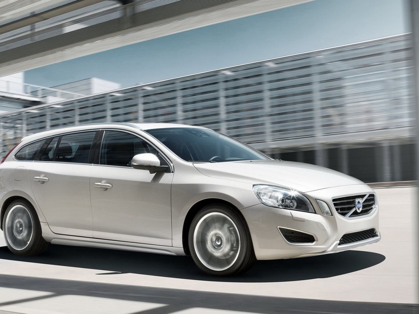 Вольво В60