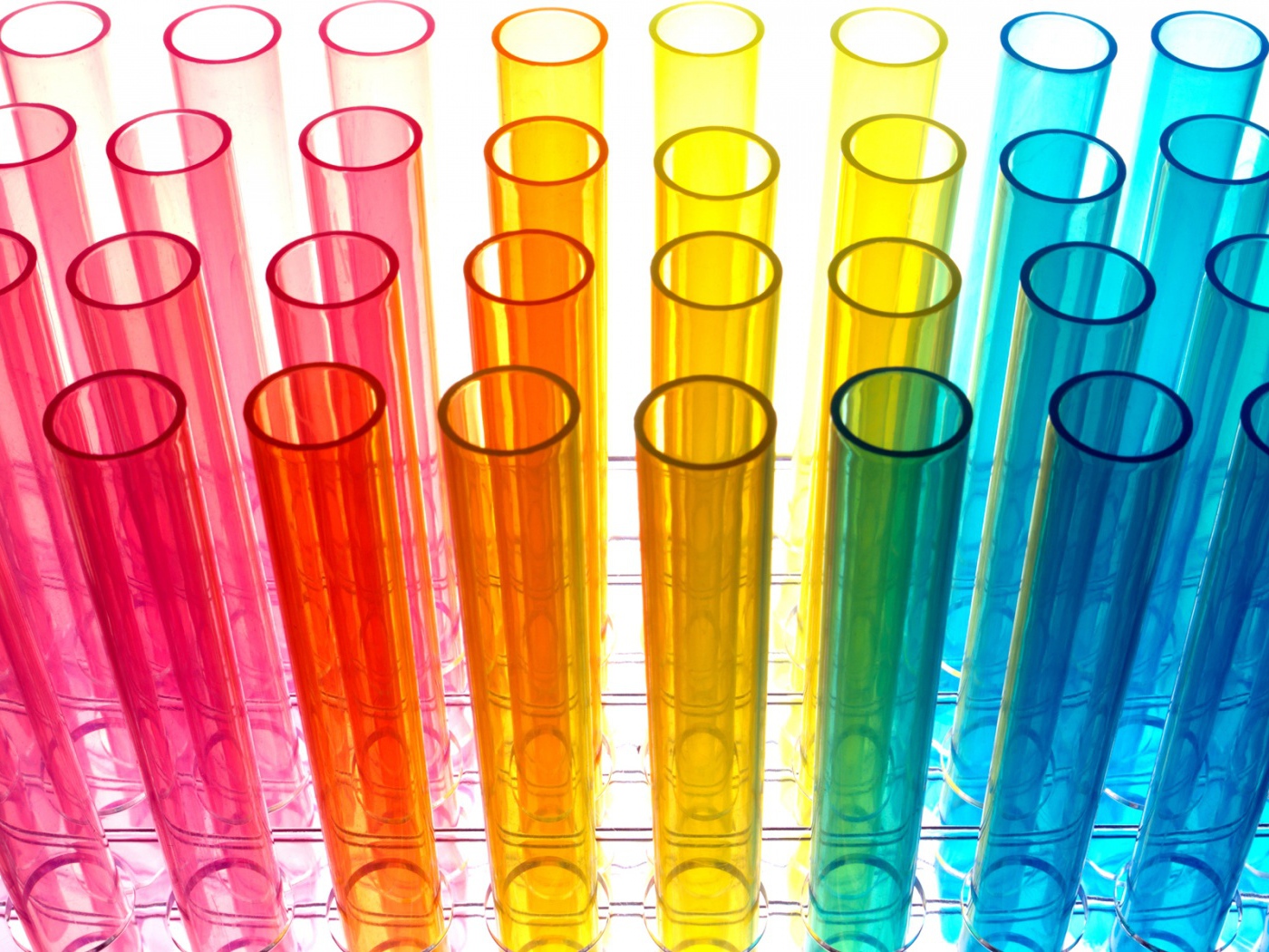 Разноцветные пробирки