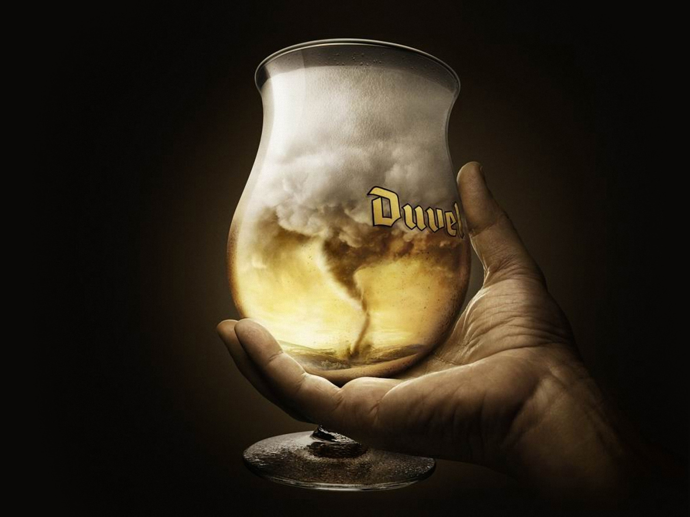 Буря в фужере