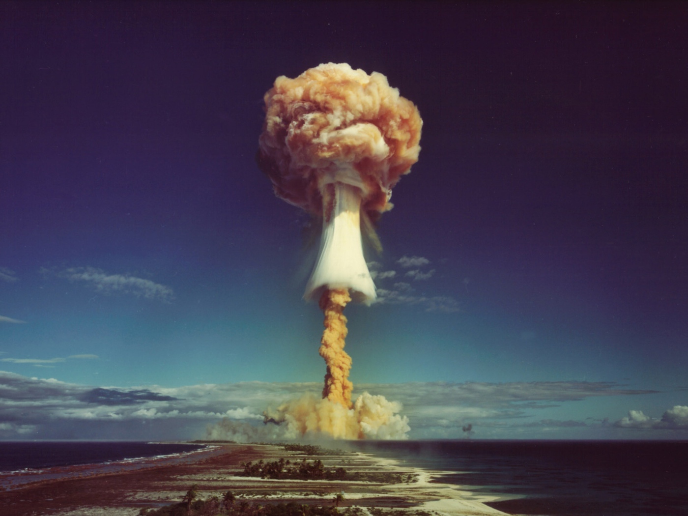 Испытание атомной бомбы