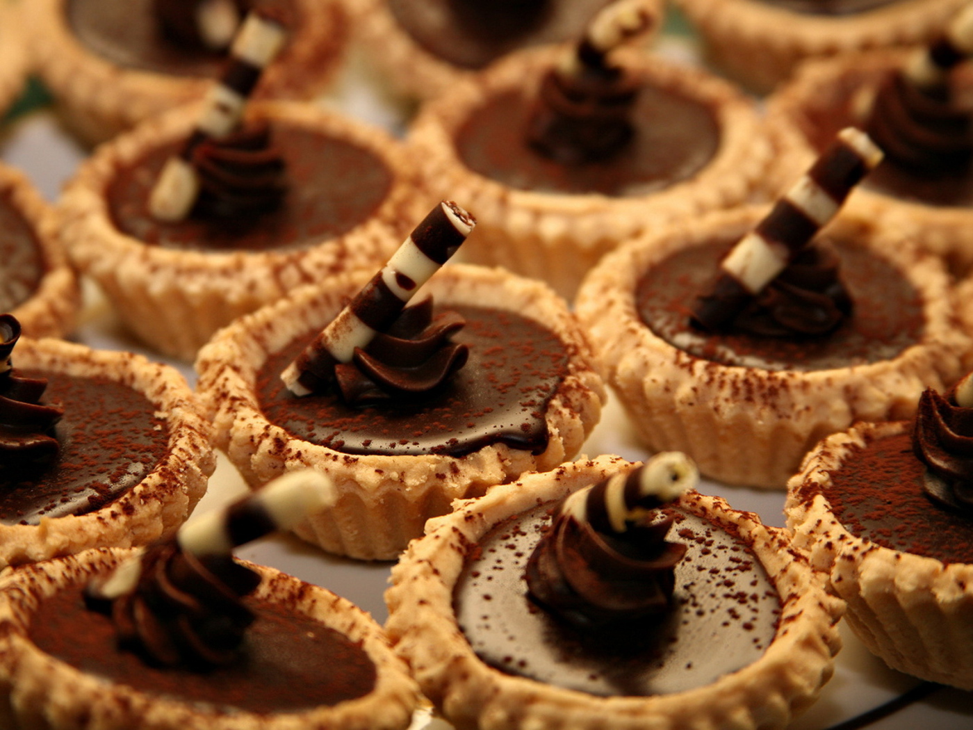 Пирожные с шоколадом