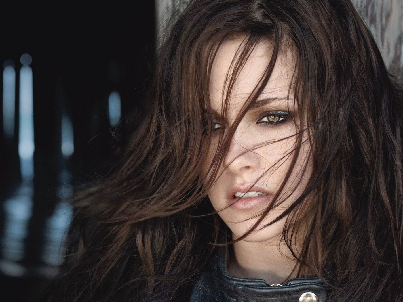 Девушка байкер