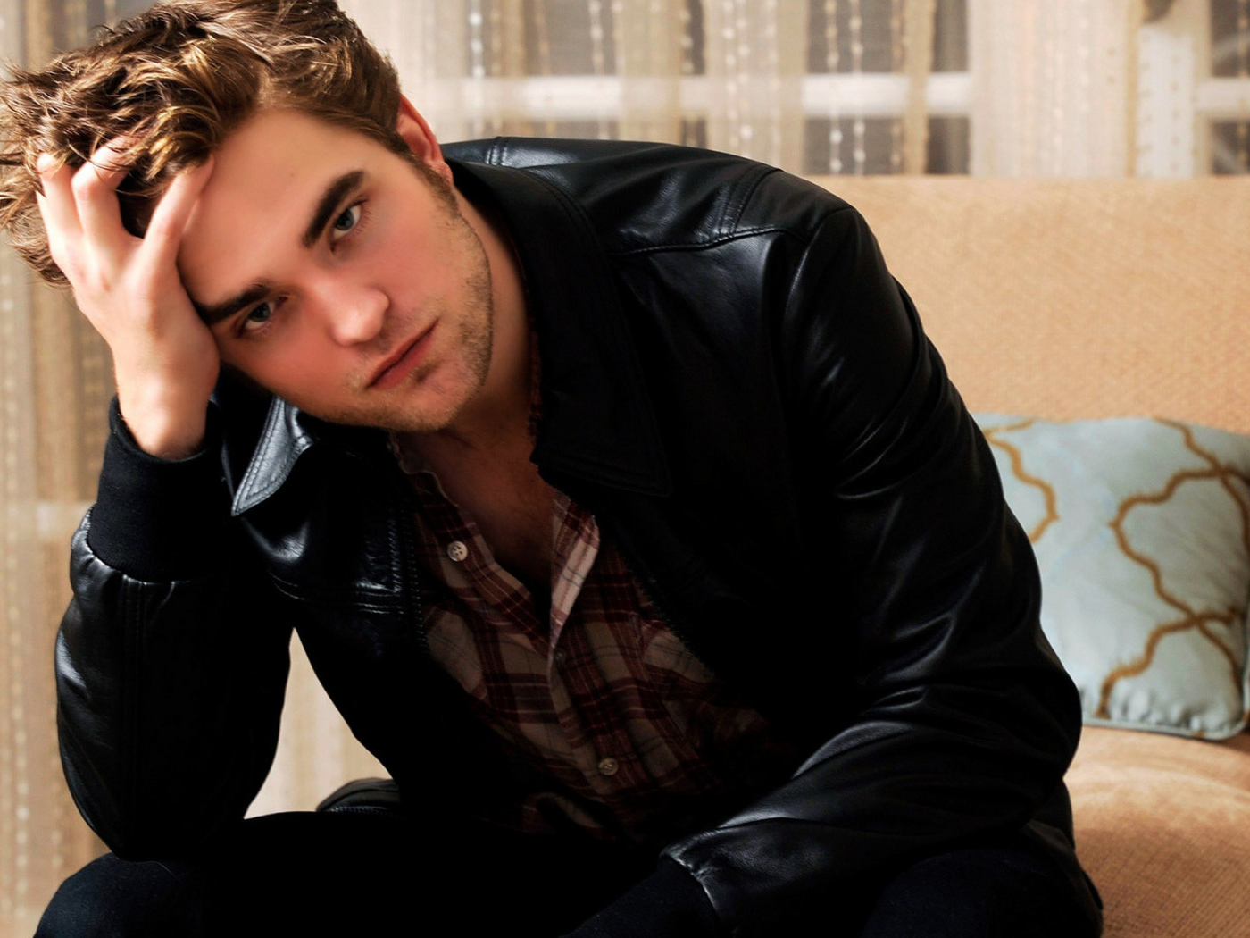 актер Роберт Пэттинсон