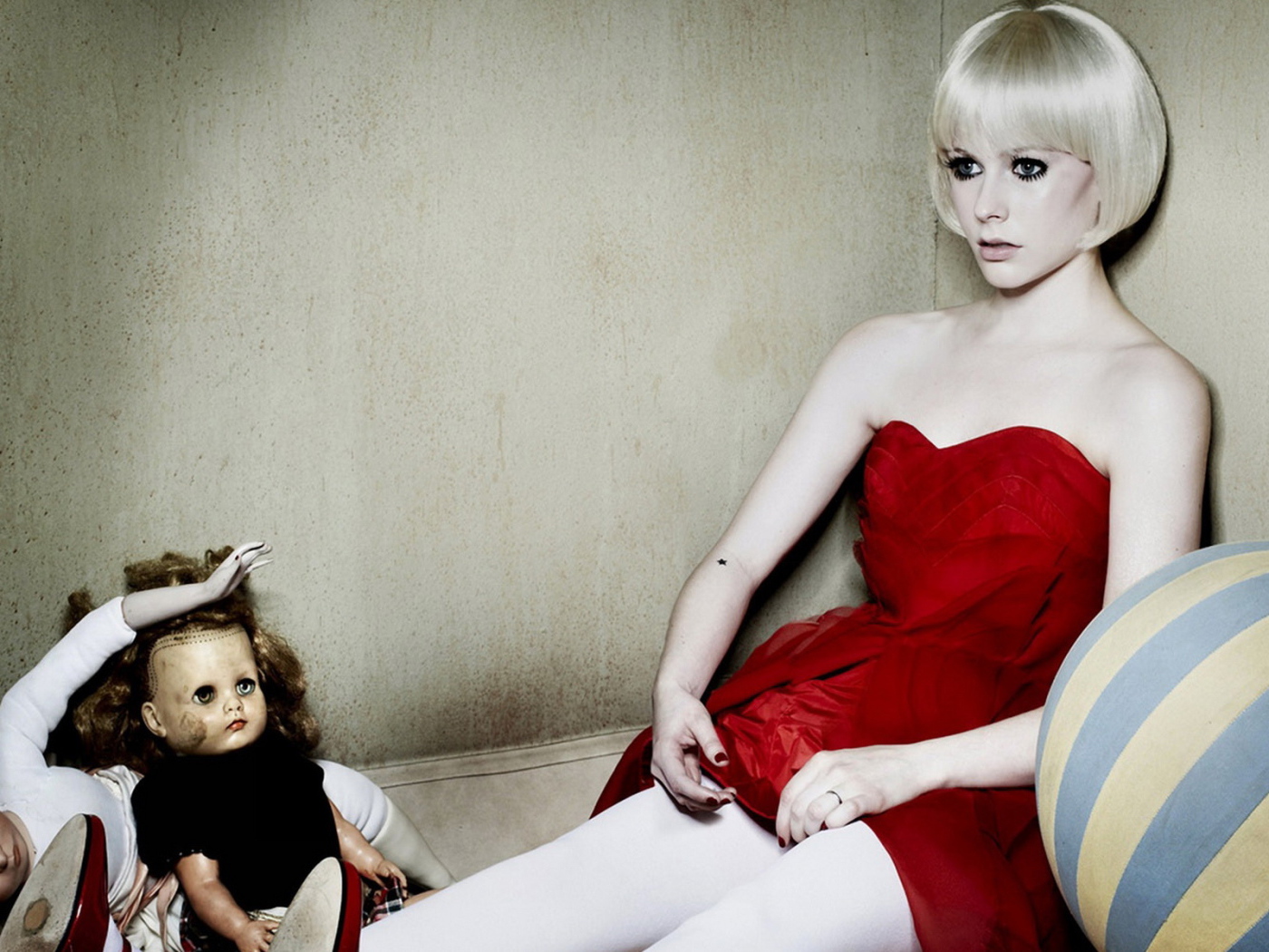 Аврил Лавидж - игрушка