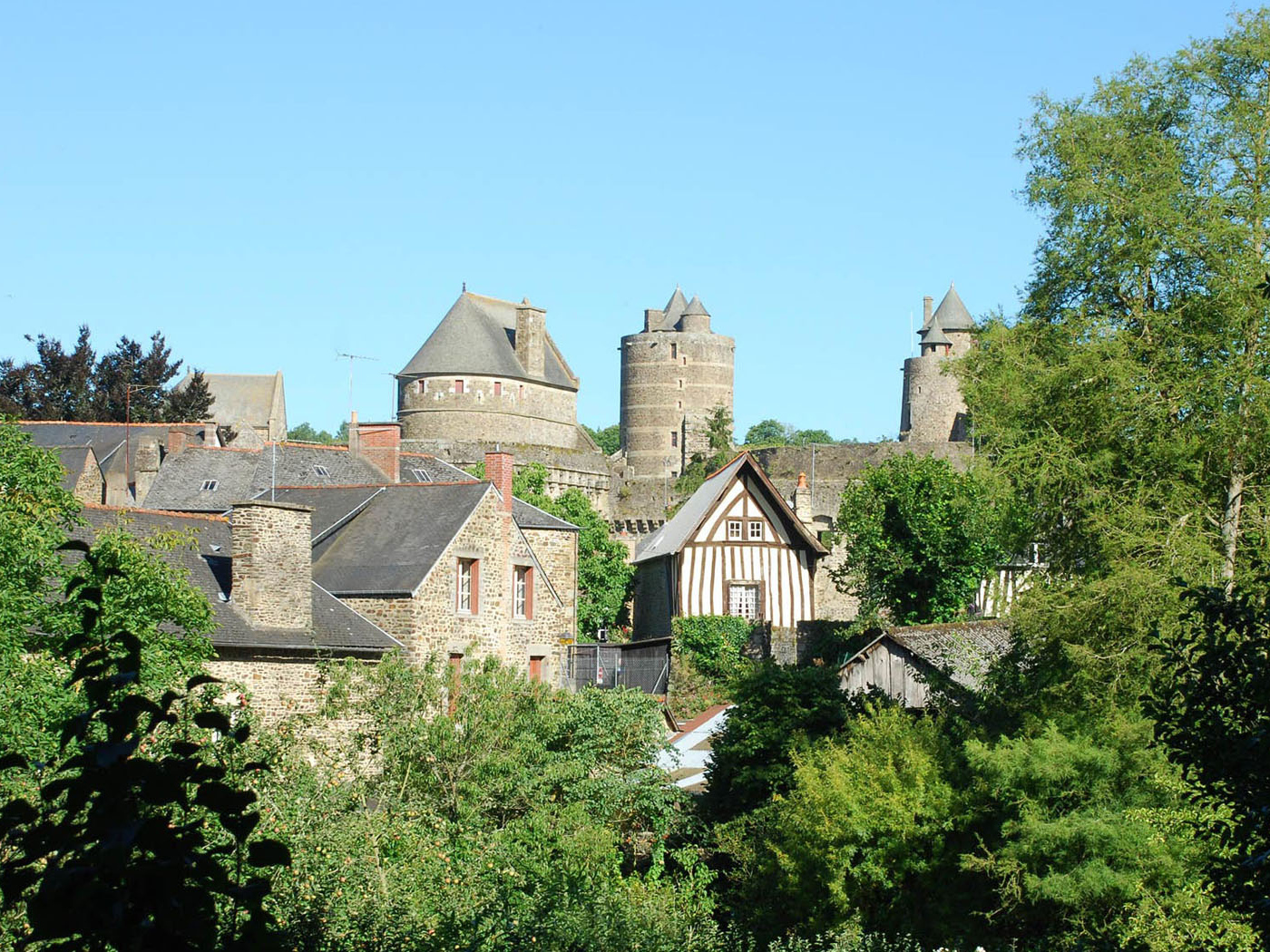 Башни замка