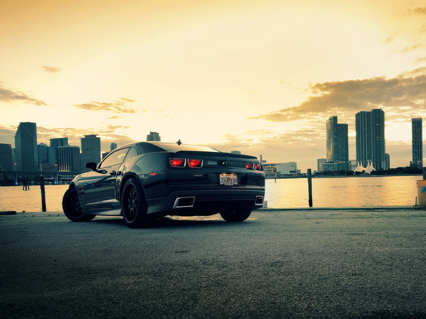 sports Chevrolet-Camaro