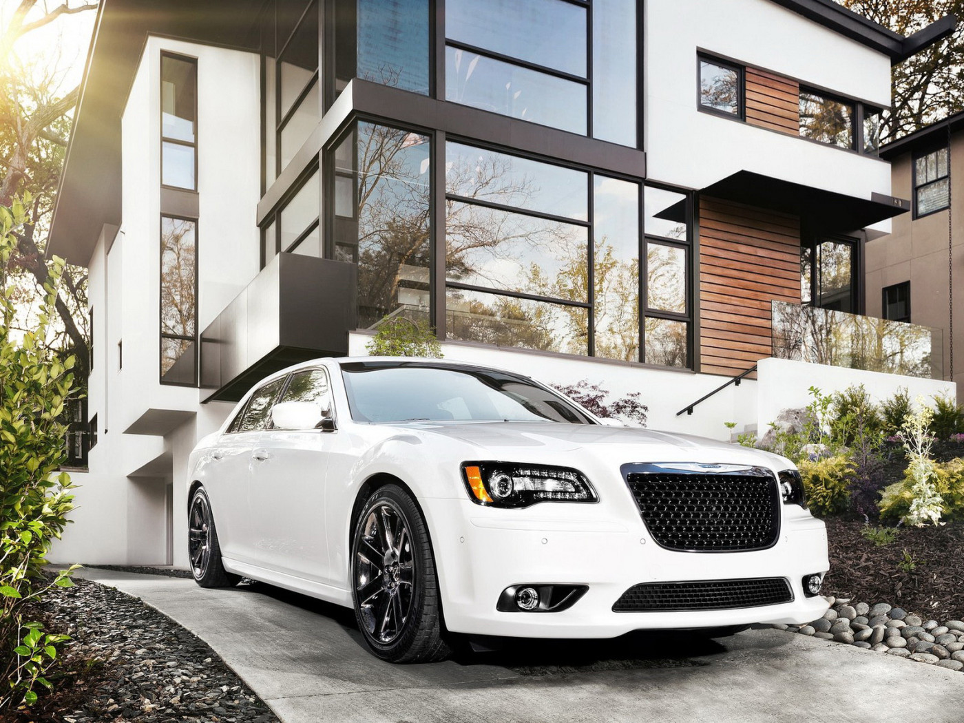 Chrysler-300 SRT8