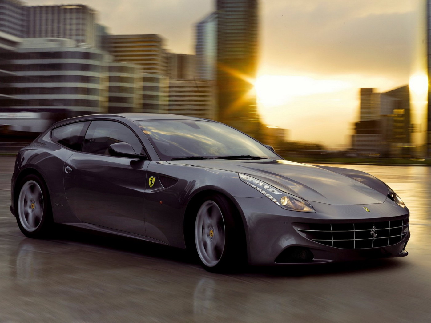 новый Ferrari-FF