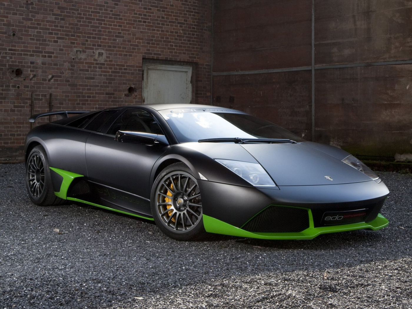 Lamborghini-Murcielago-LP750
