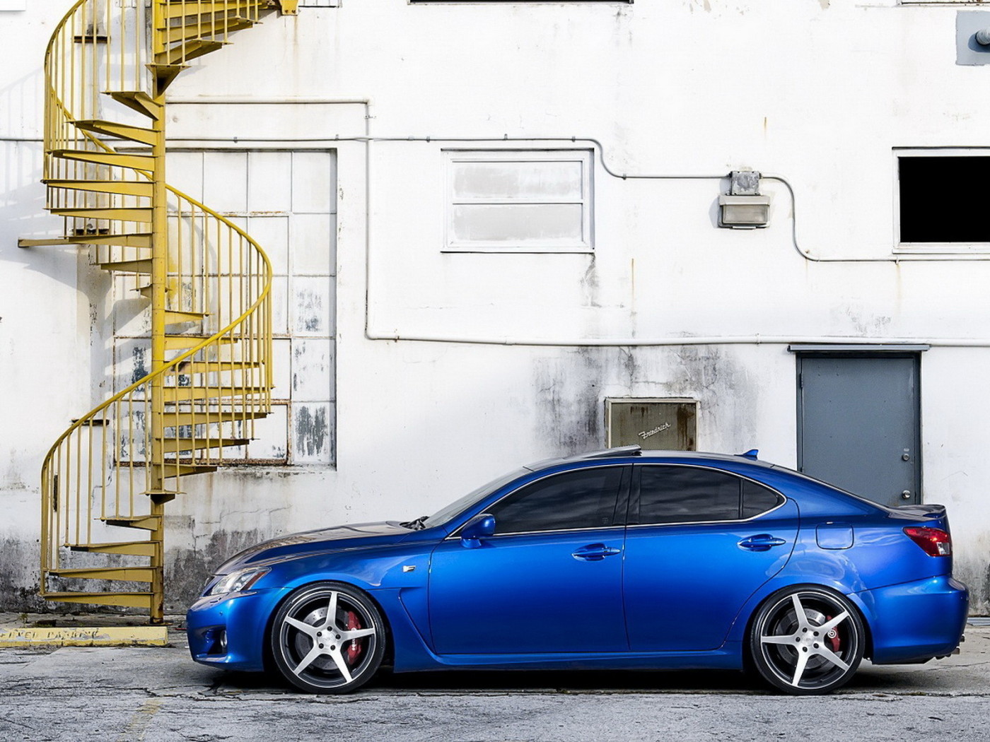 Lexus IS