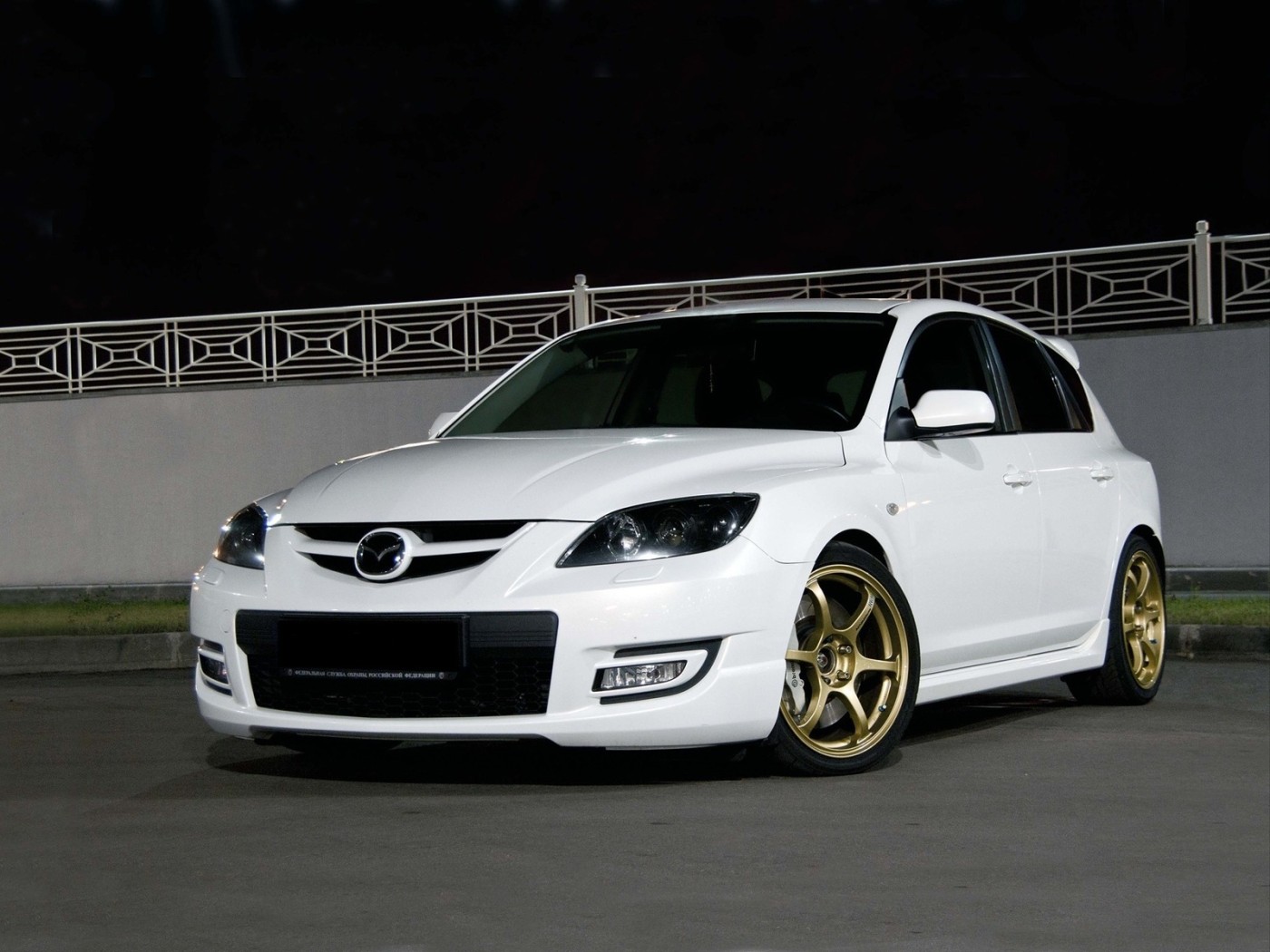 Mazda 3 MPS, белая