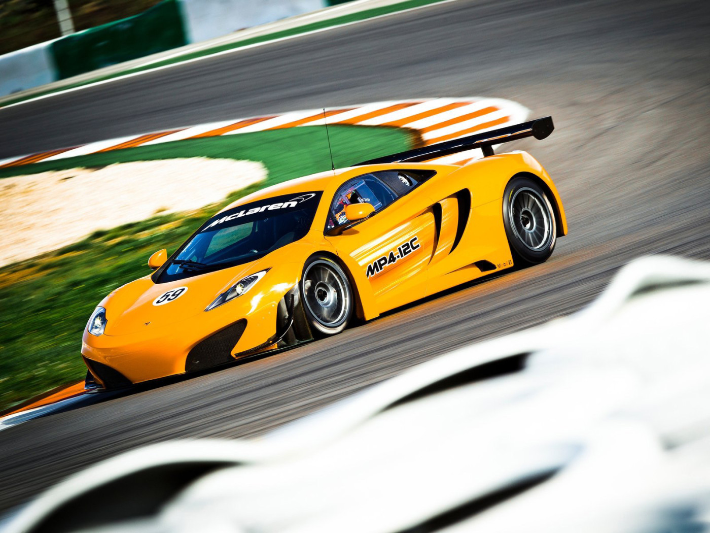 McLaren-MP4-12C GT3
