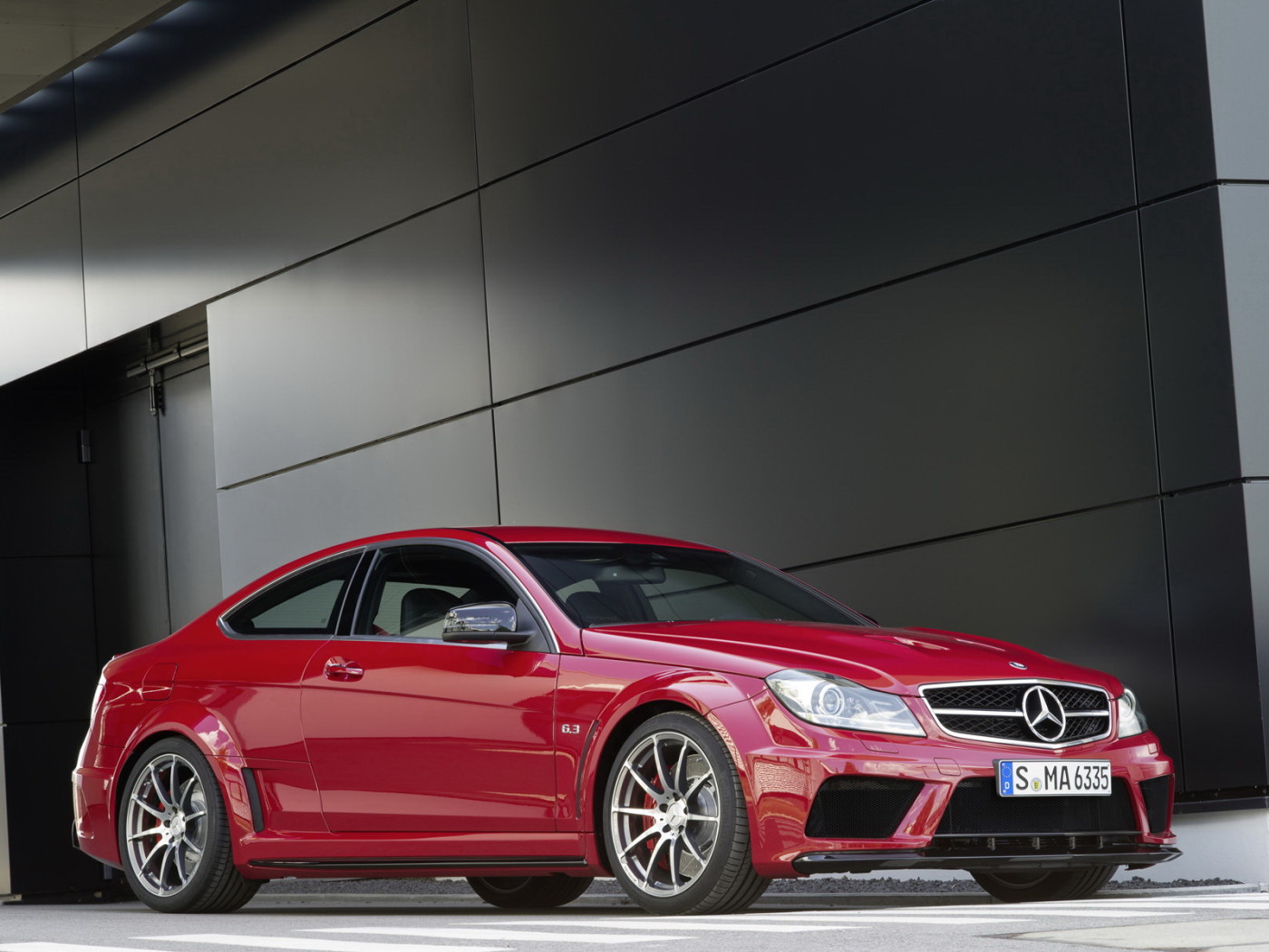 Mercedes-Benz-C-63-AMG-Coupe