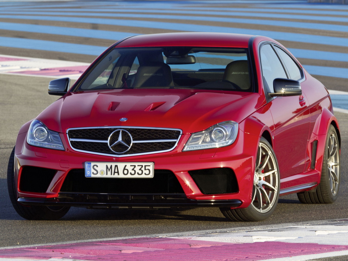 Mercedes-Benz-C-63 Black series