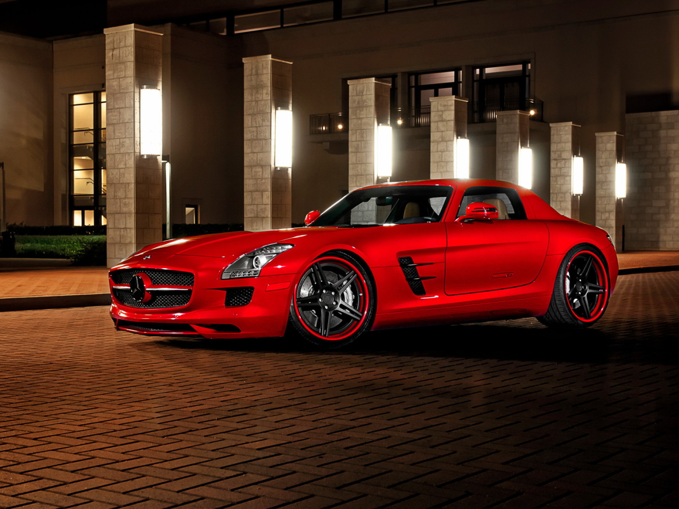 Mercedes Benz SLS AMG