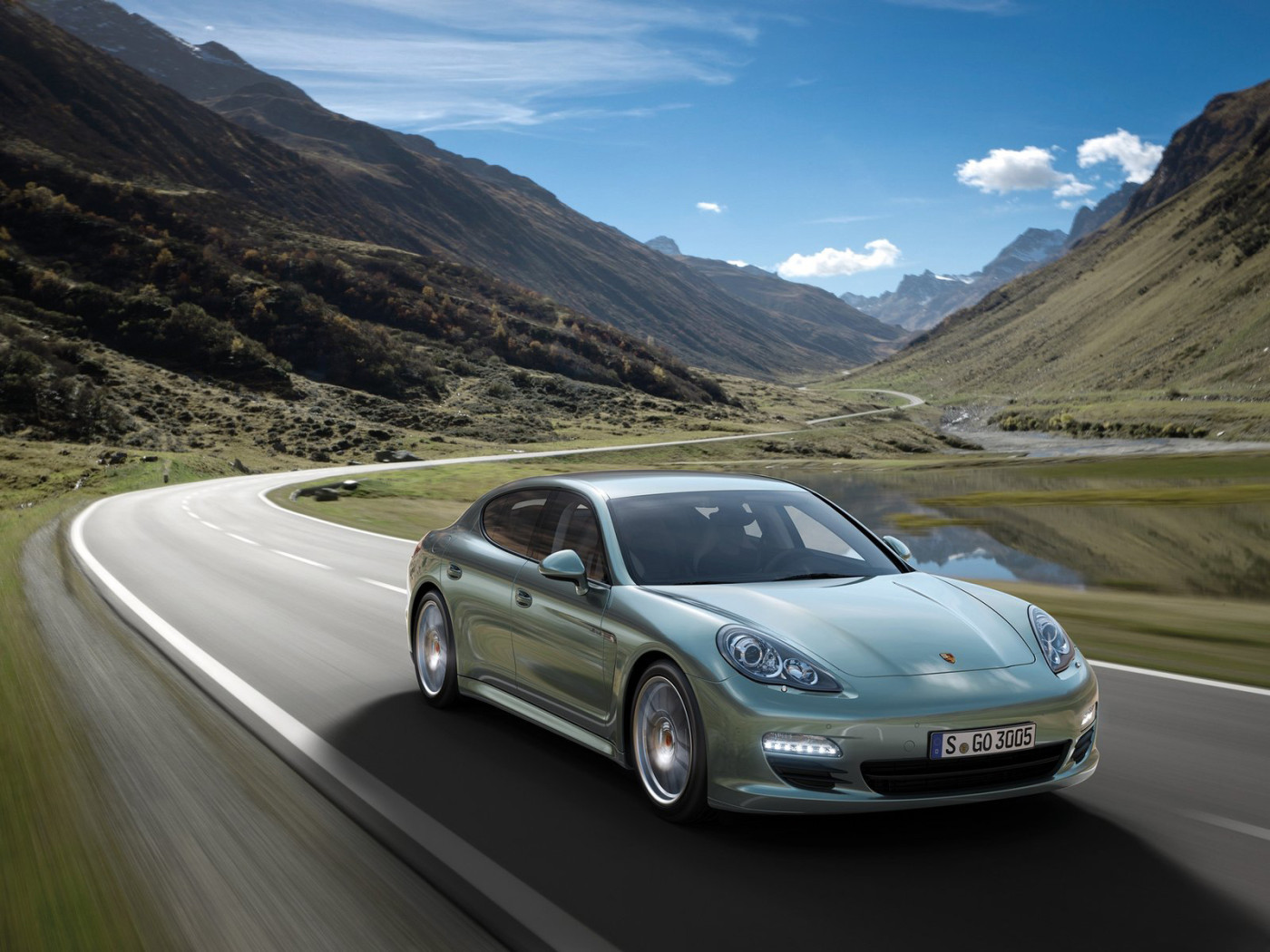 2012 Porsche-Panamera Diesel