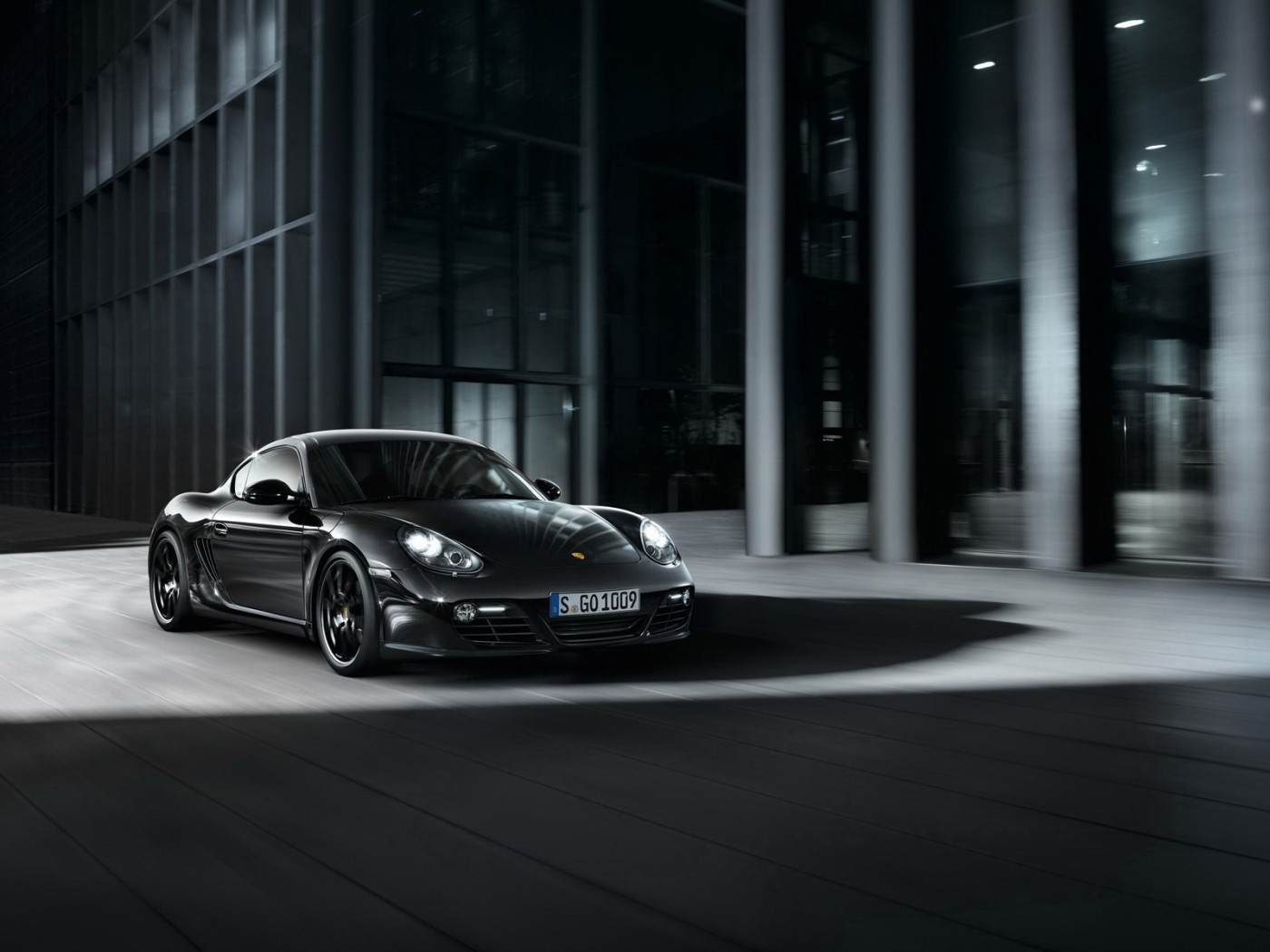 Porsche-Cayman Black Edition
