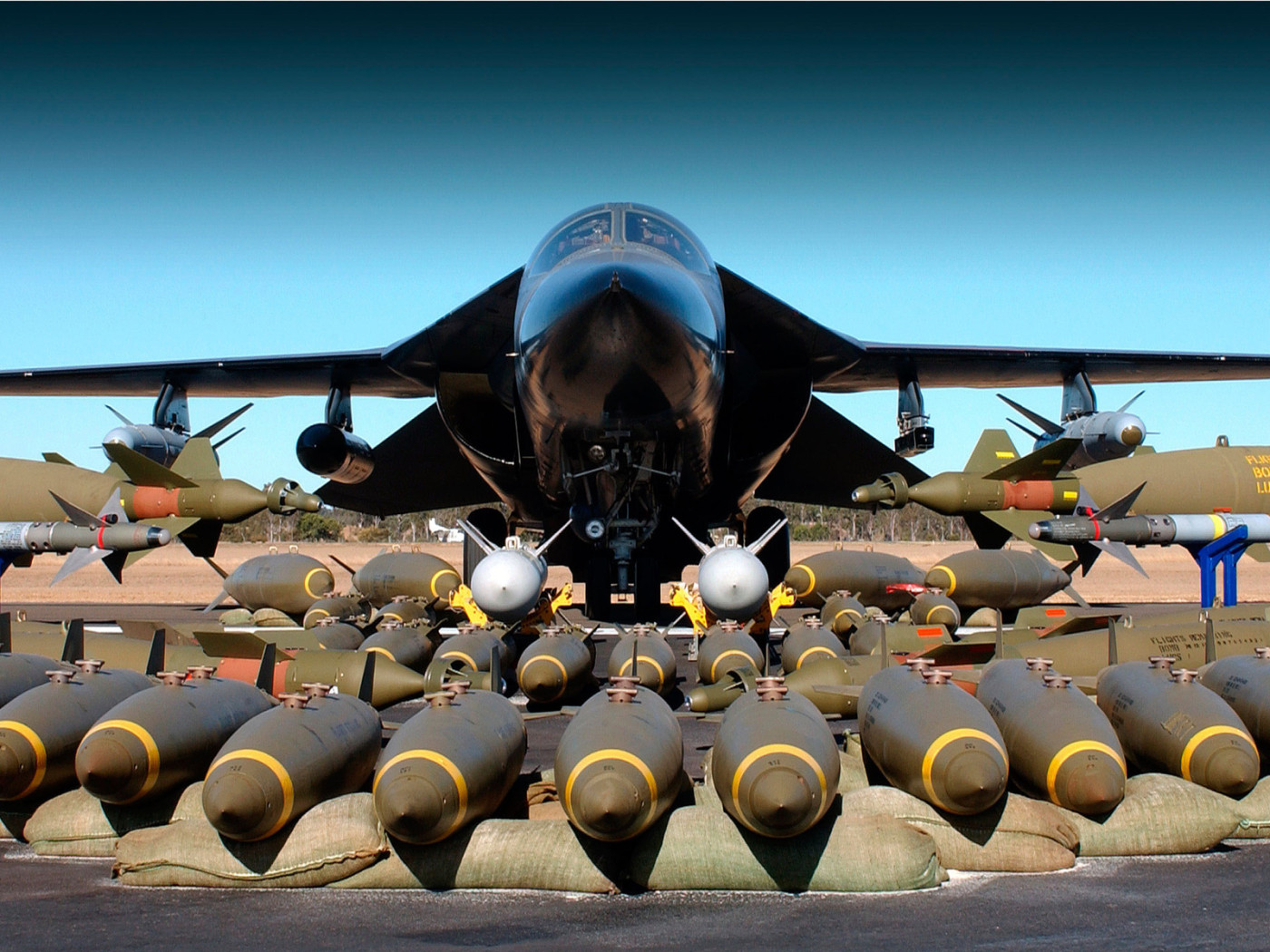 Тактический бомбардировщик