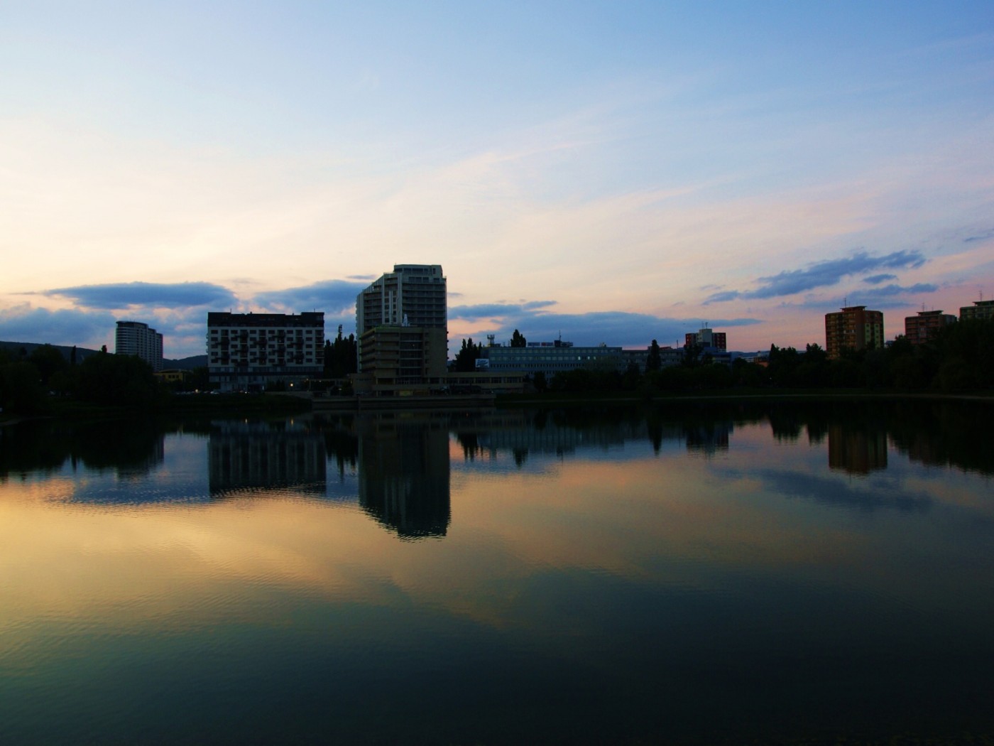 озеро в Братиславе