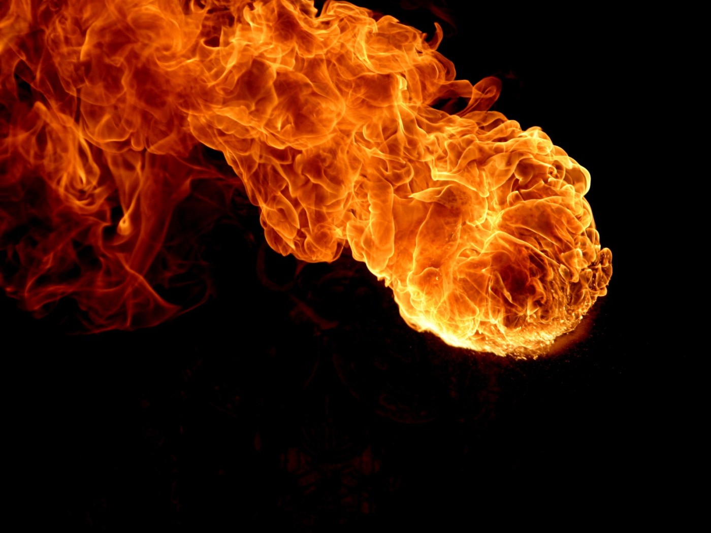 Летящий огонь