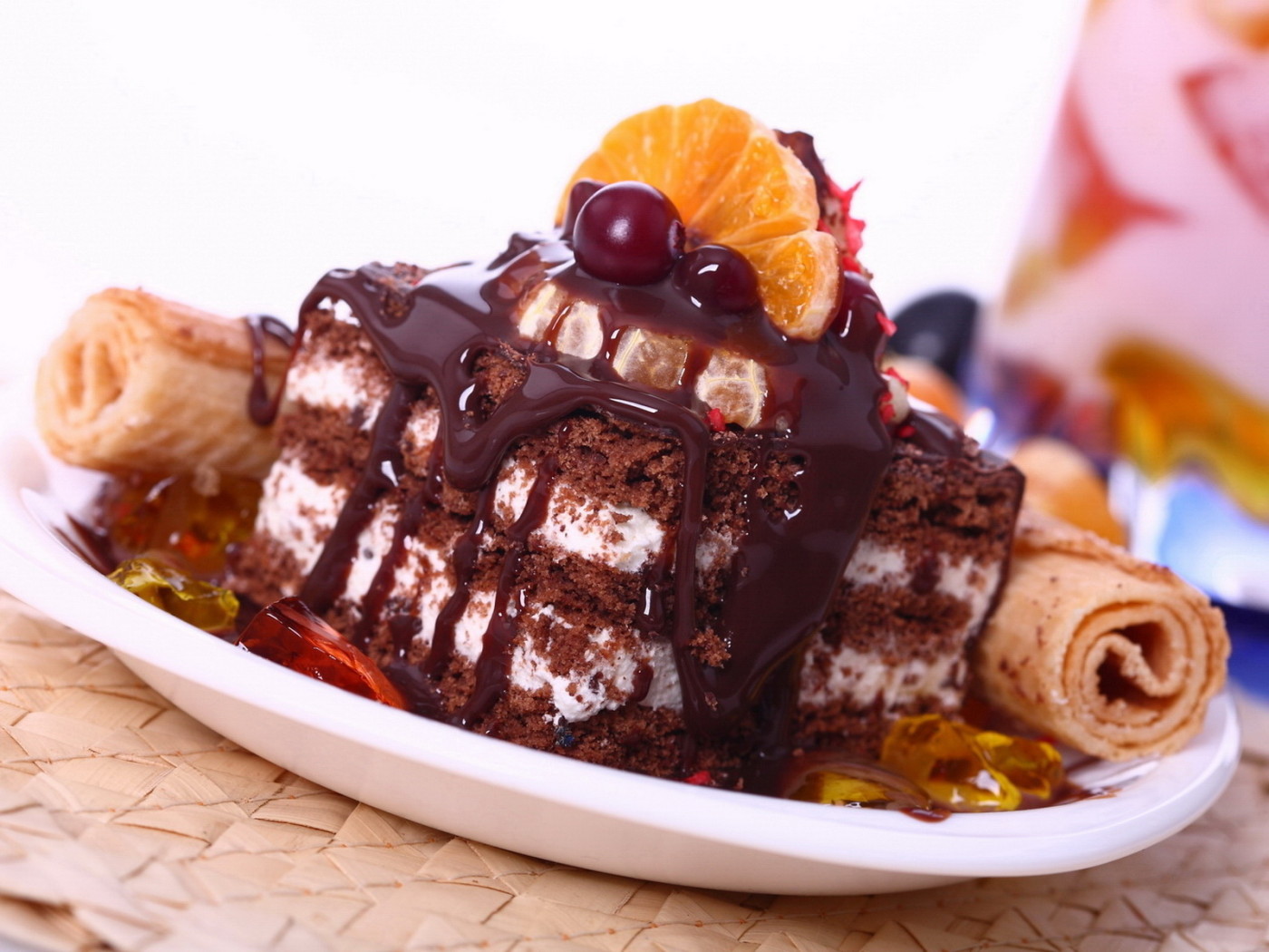 Кусочек фруктового торта