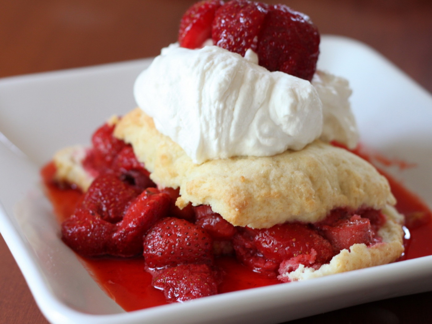 Клубничный десерт