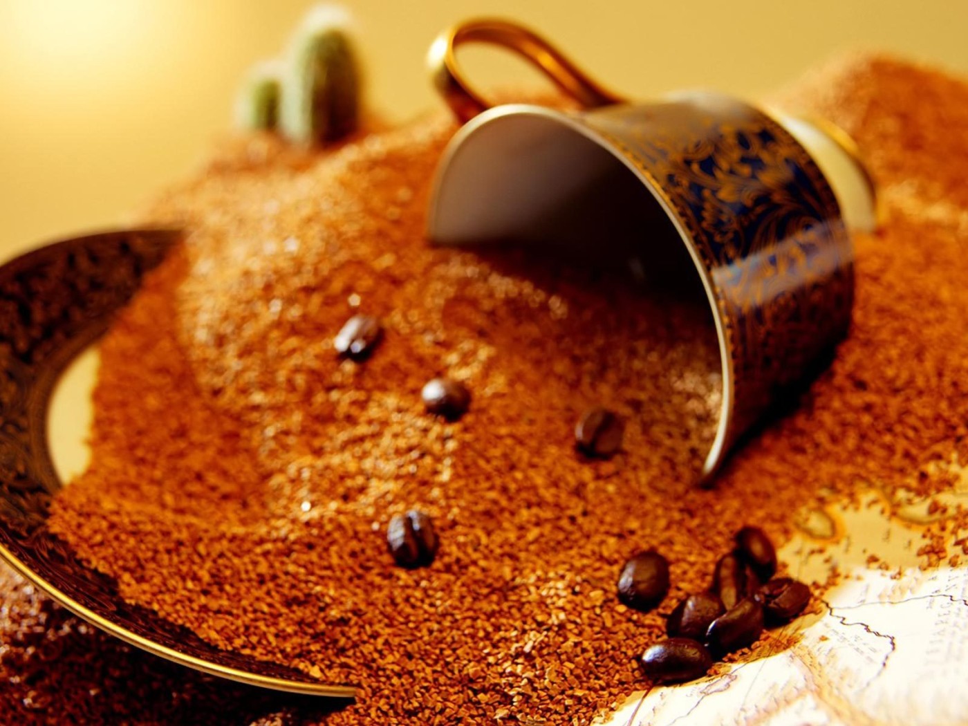 Рассыпанный кофе