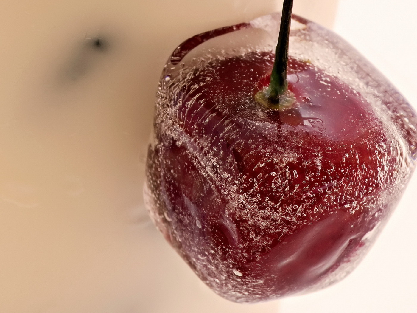 Замороженная вишенка