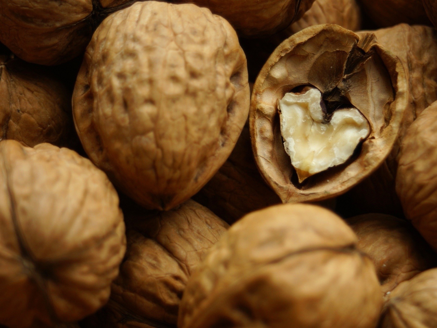 Грецкие орехи