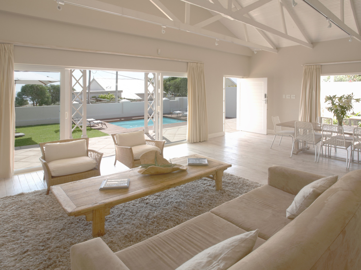 Солнечная гостиная