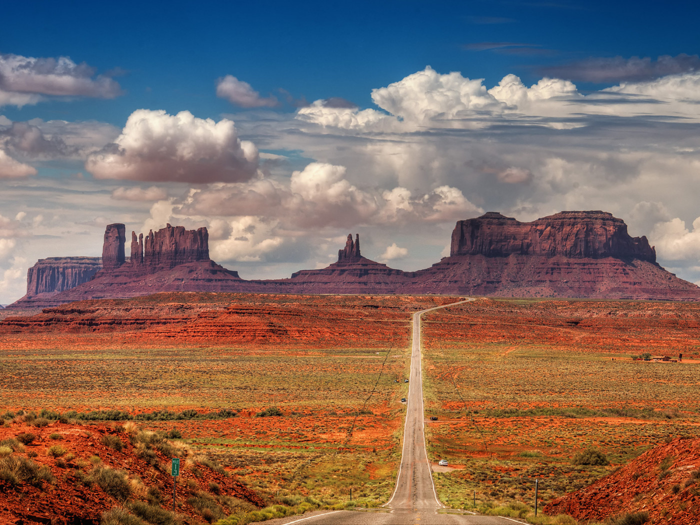 Дорога в пустыне