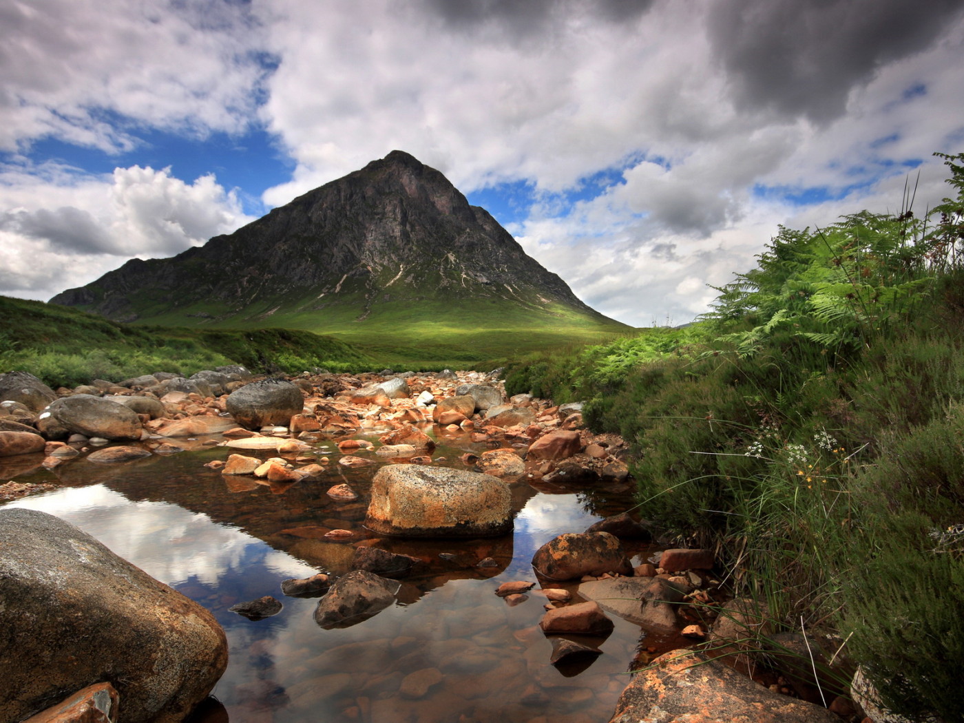 Одинокая гора